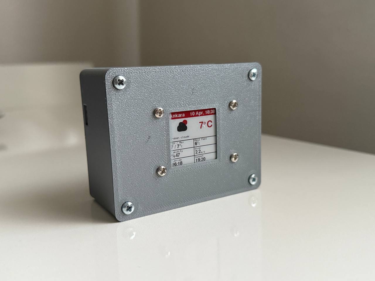 ESP32 e-Paper Weather Station